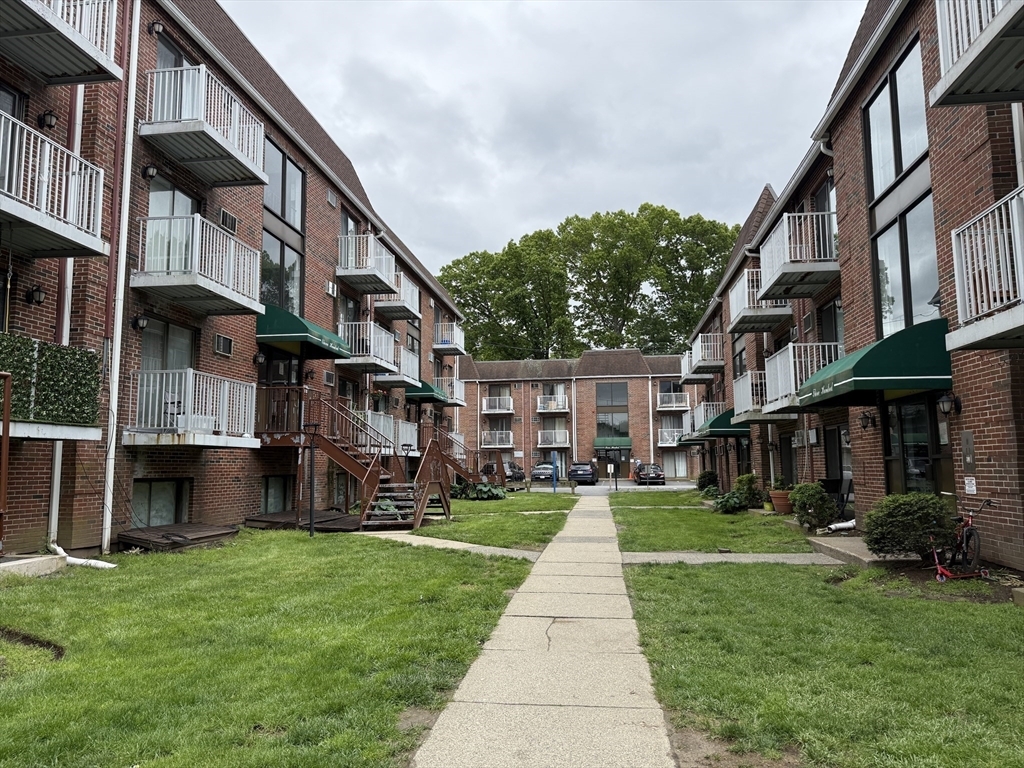 Property Photo: 1186 Worcester Road 1221 MA 01702