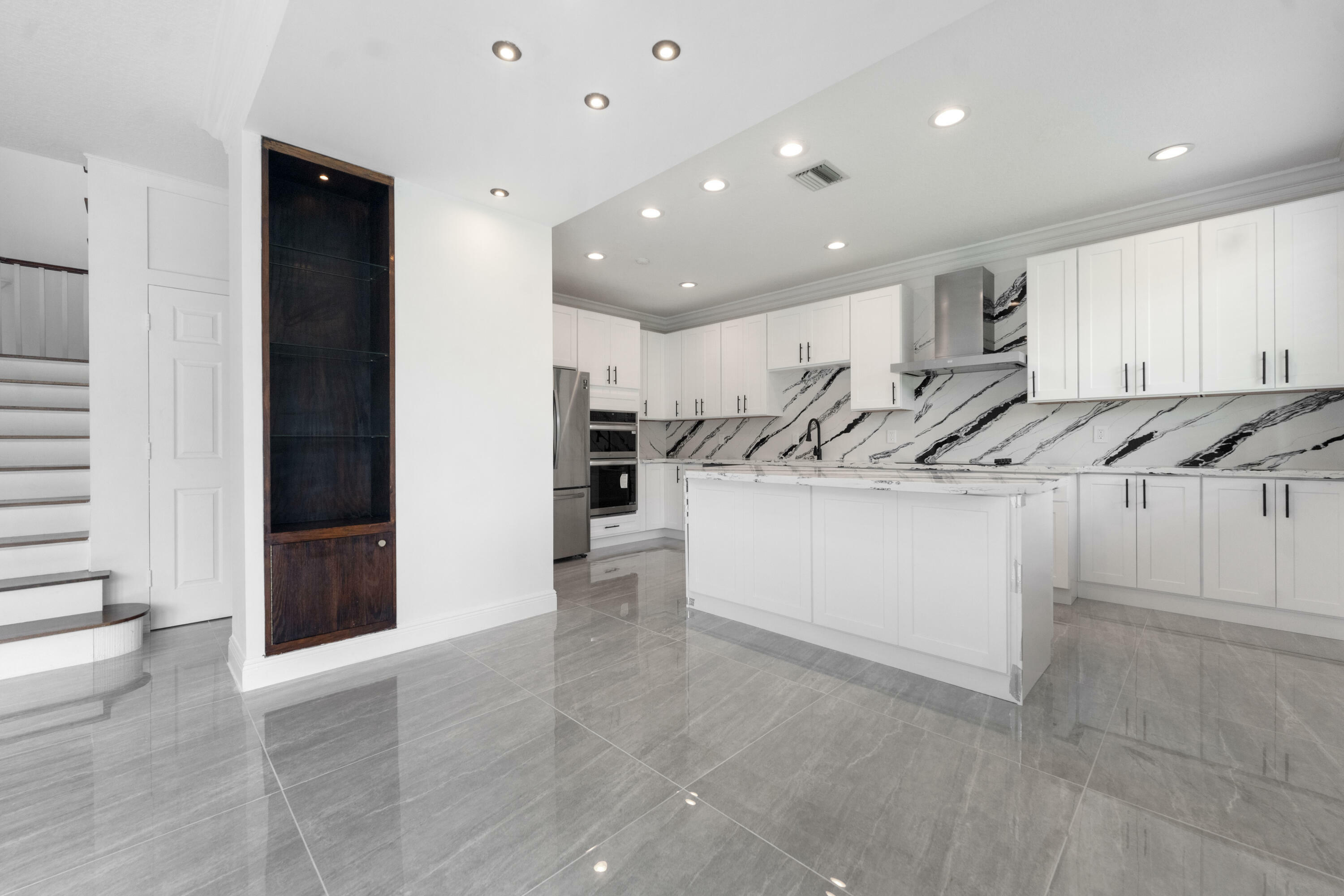 Property Photo: 4474 Foxtail Lane FL 33331
