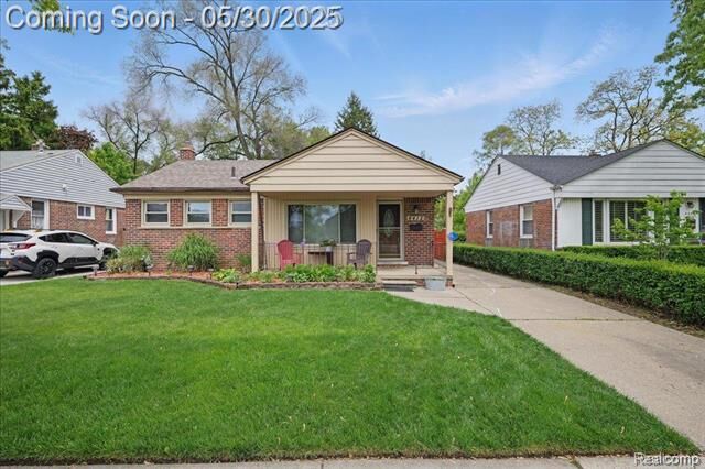 Property Photo:  4412 Cooper Avenue  MI 48073 