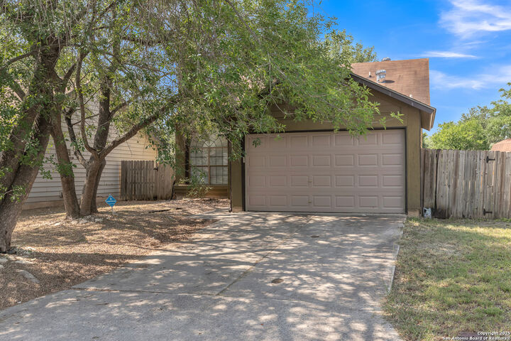 Property Photo:  10222 Canton Fld  TX 78245 