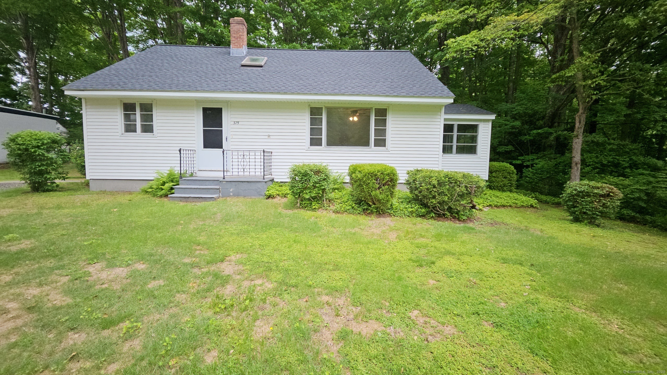 Property Photo: 375 Main Street CT 06417
