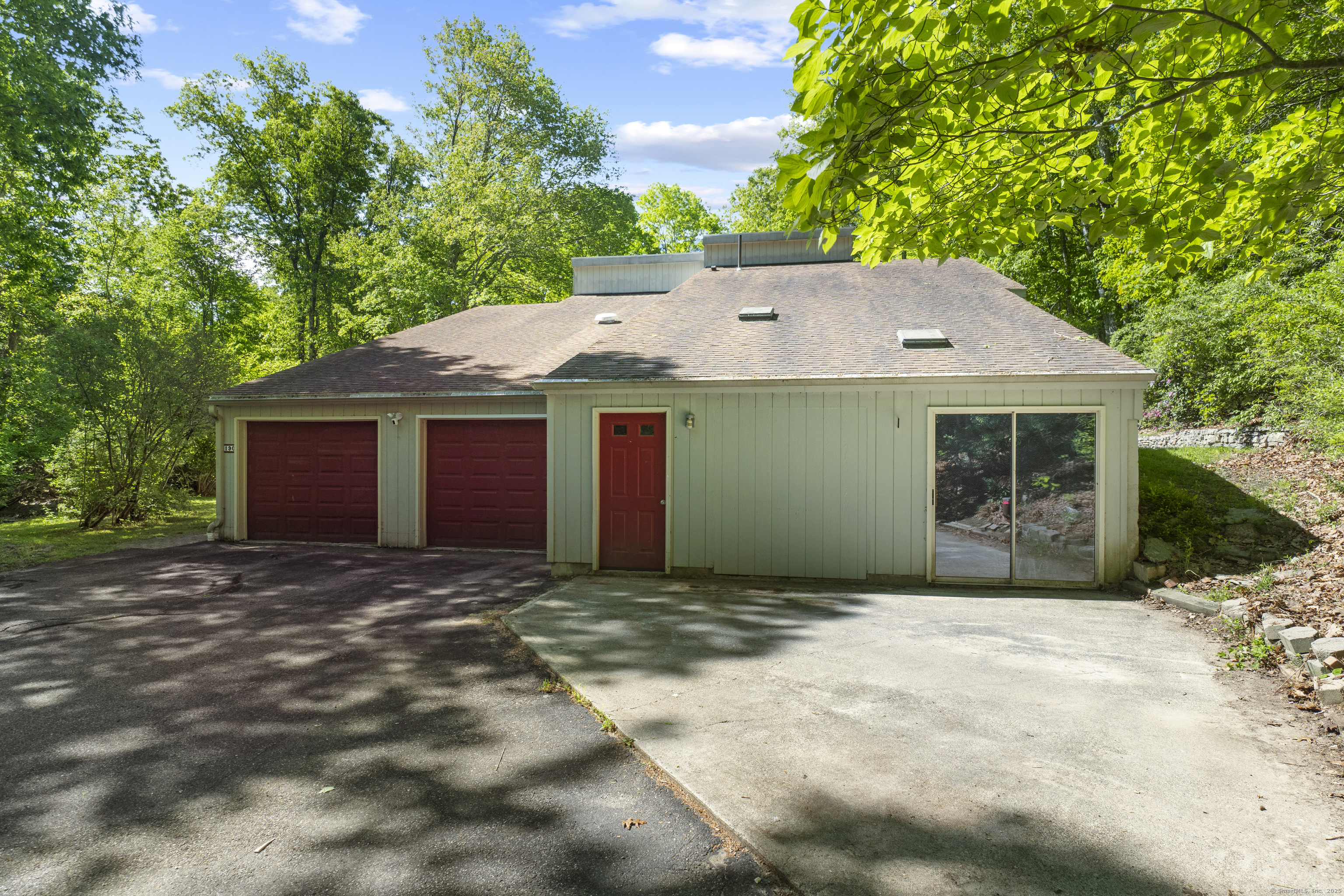 Property Photo: 190 Old Colchester Road CT 06375
