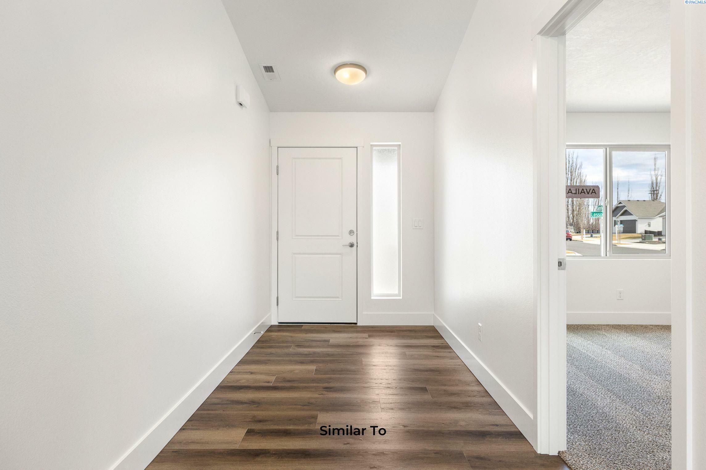 Property Photo: 6809 Road 108 WA 99301