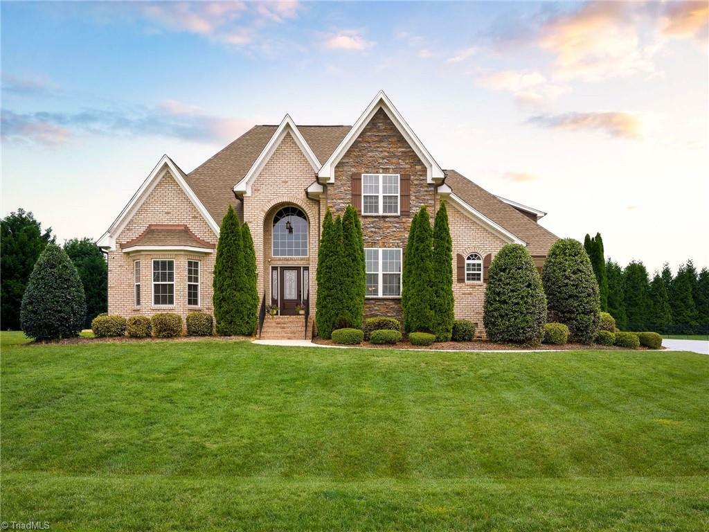 Property Photo: 8004 Perlette Court NC 27284