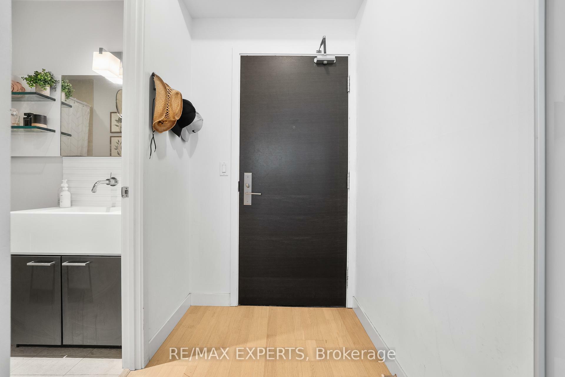 Property Photo: 55 Stewart Street 311 ON M5V 2V1