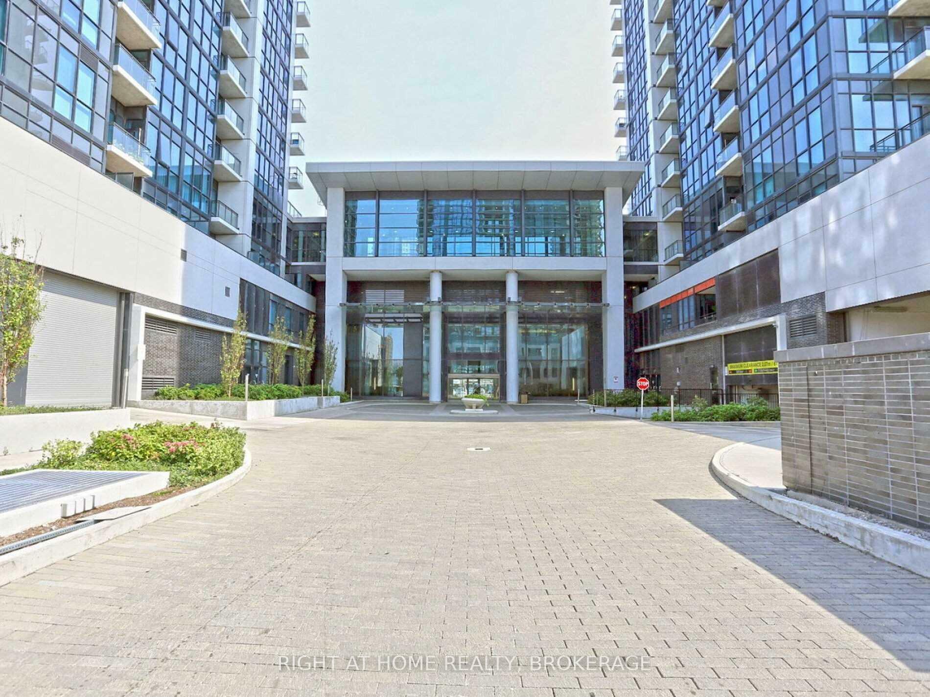 Property Photo: 75 Eglinton Ave W Avenue 1705 ON L5R 0E5