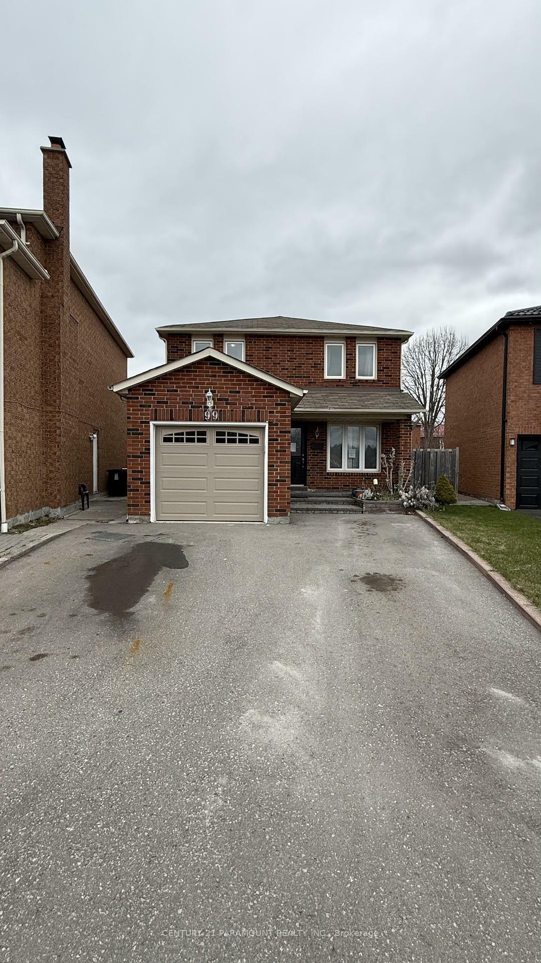 Property Photo: 99 Carisbrooke Square ON M1B 4M3