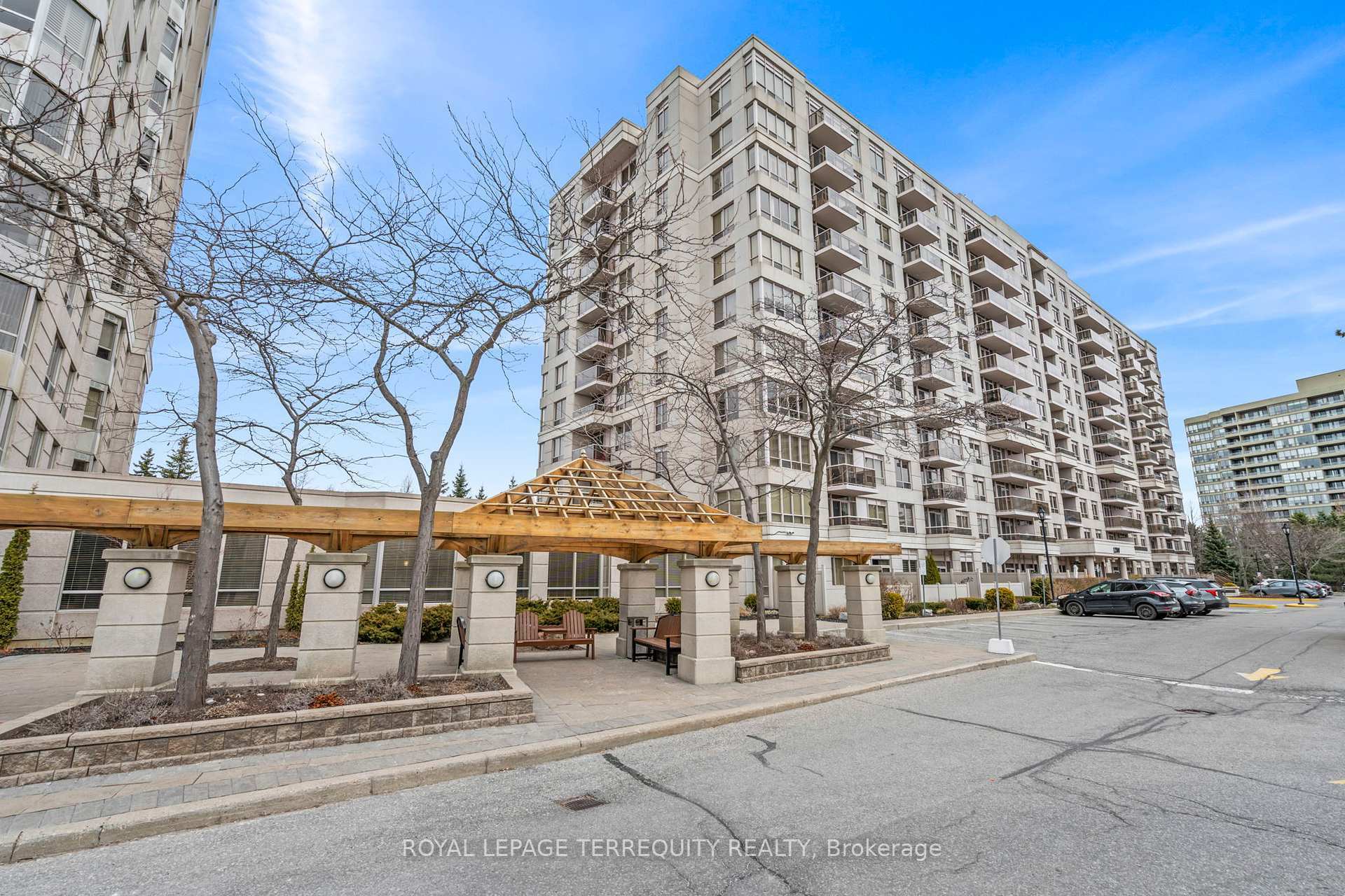 Property Photo: 1200 The Esplanade N N/A 514 ON L1V 6V3