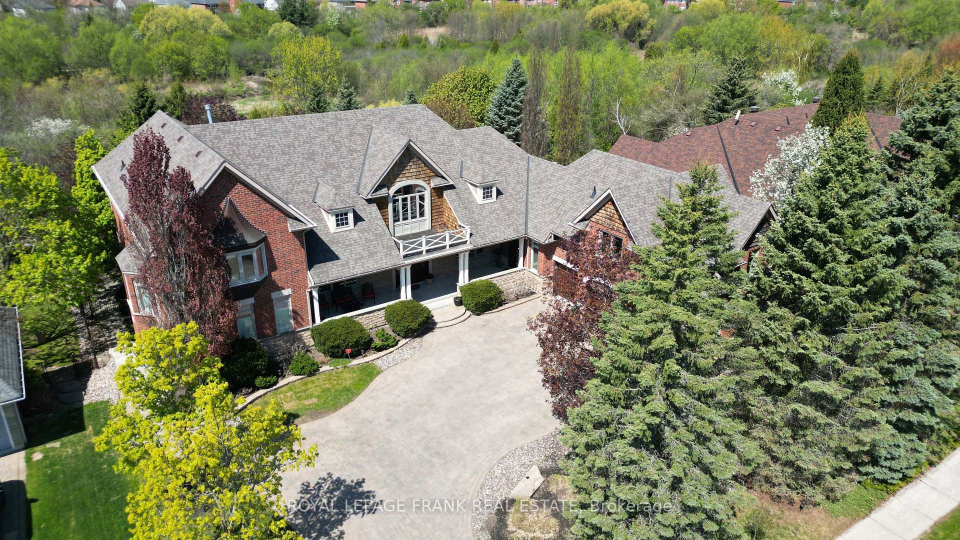 Property Photo: 3140 Cochrane Street ON L1R 2P2