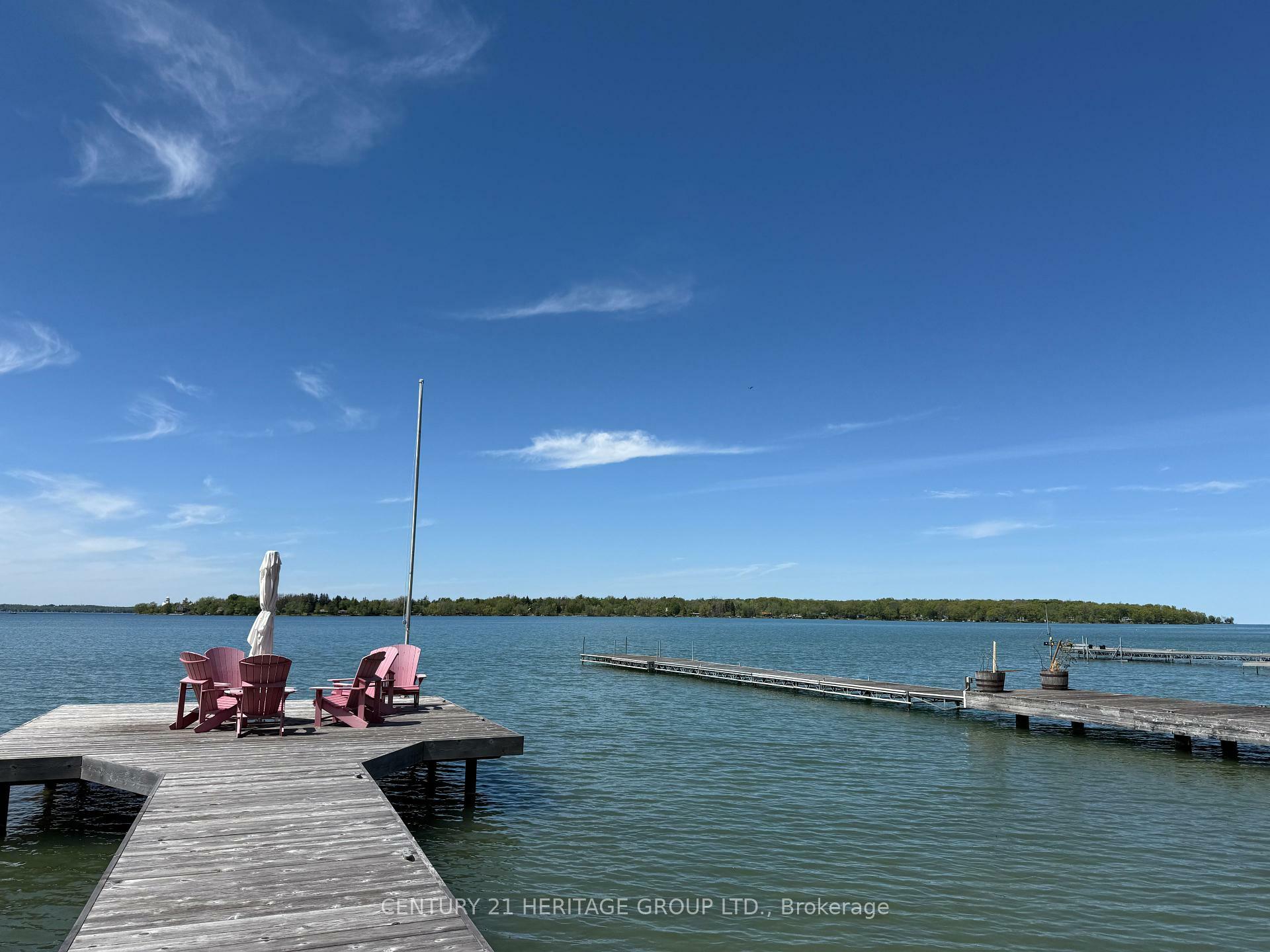 Property Photo: 915 Lake Drive N ON L4P 3E9