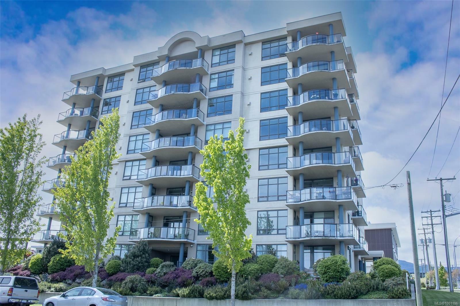 Property Photo: 225 Rosehill St 401 BC V9S 1E1