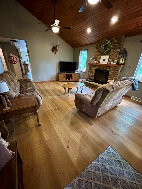 Property Photo:  4426 Ellwood Rd  PA 16101 