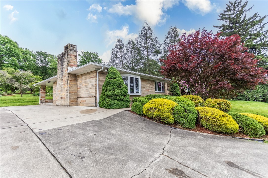 Property Photo: 240 Connellsville St PA 15431