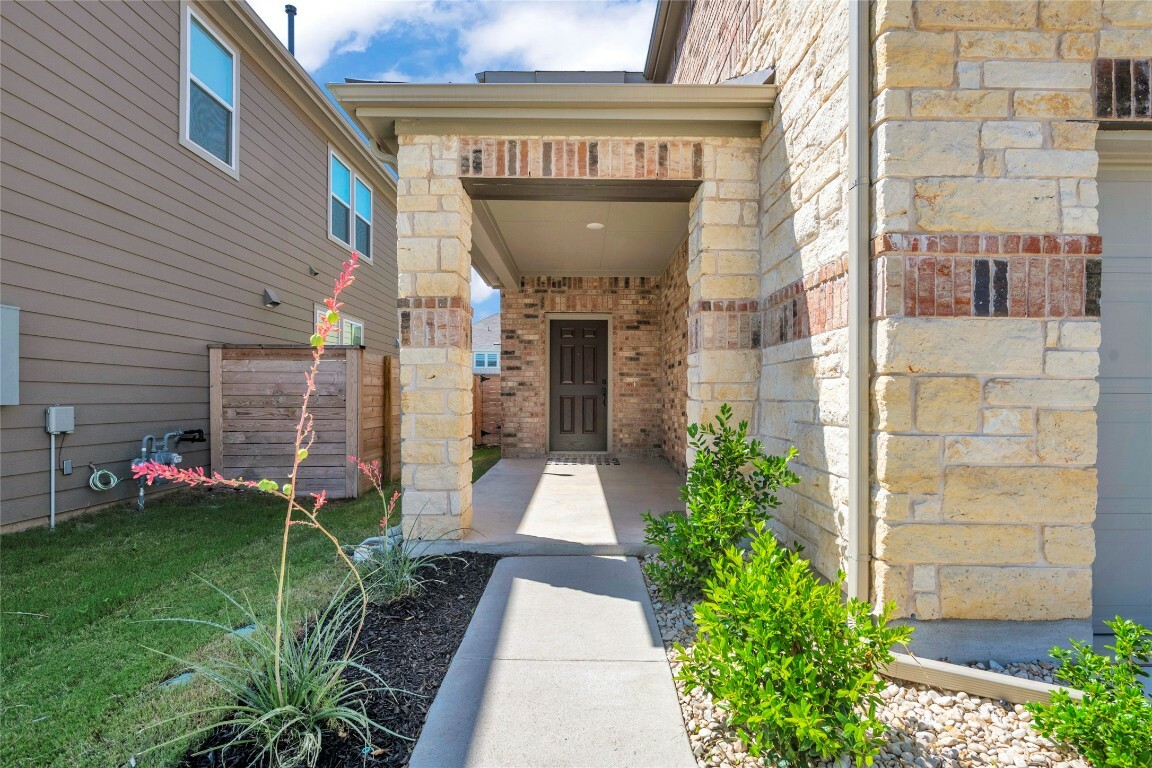 Property Photo: 240 Harbors Lane TX 78641