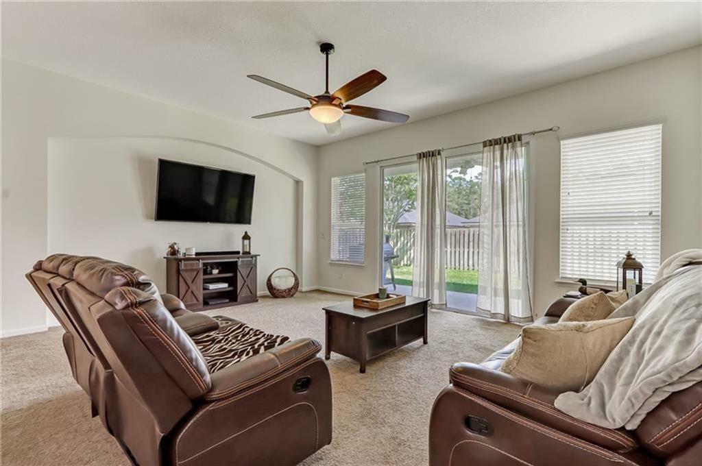 Property Photo: 86034 Aladdins Way FL 32097