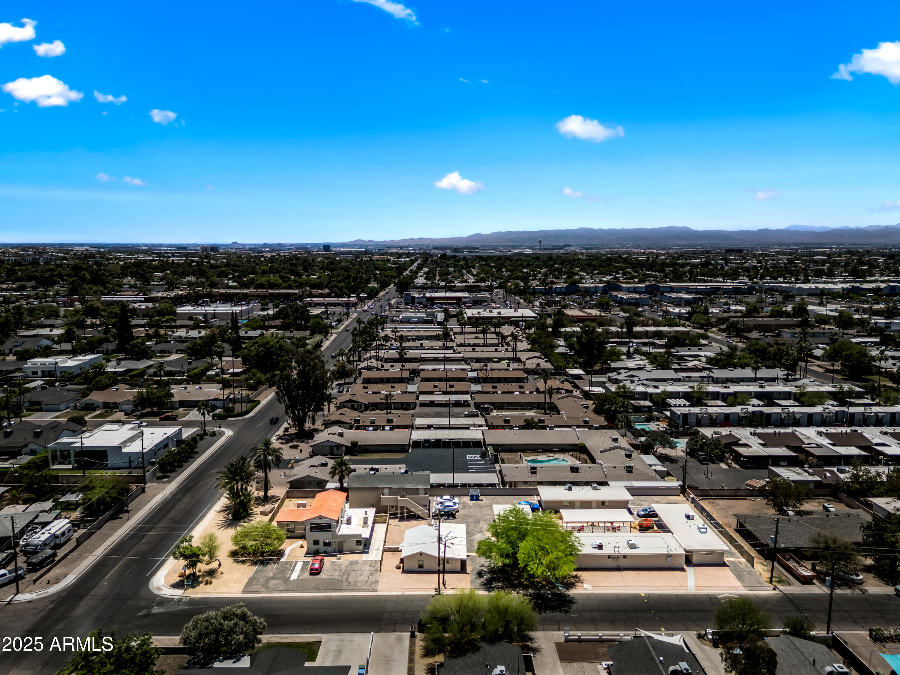 Property Photo: 3949 E Earll Drive AZ 85018