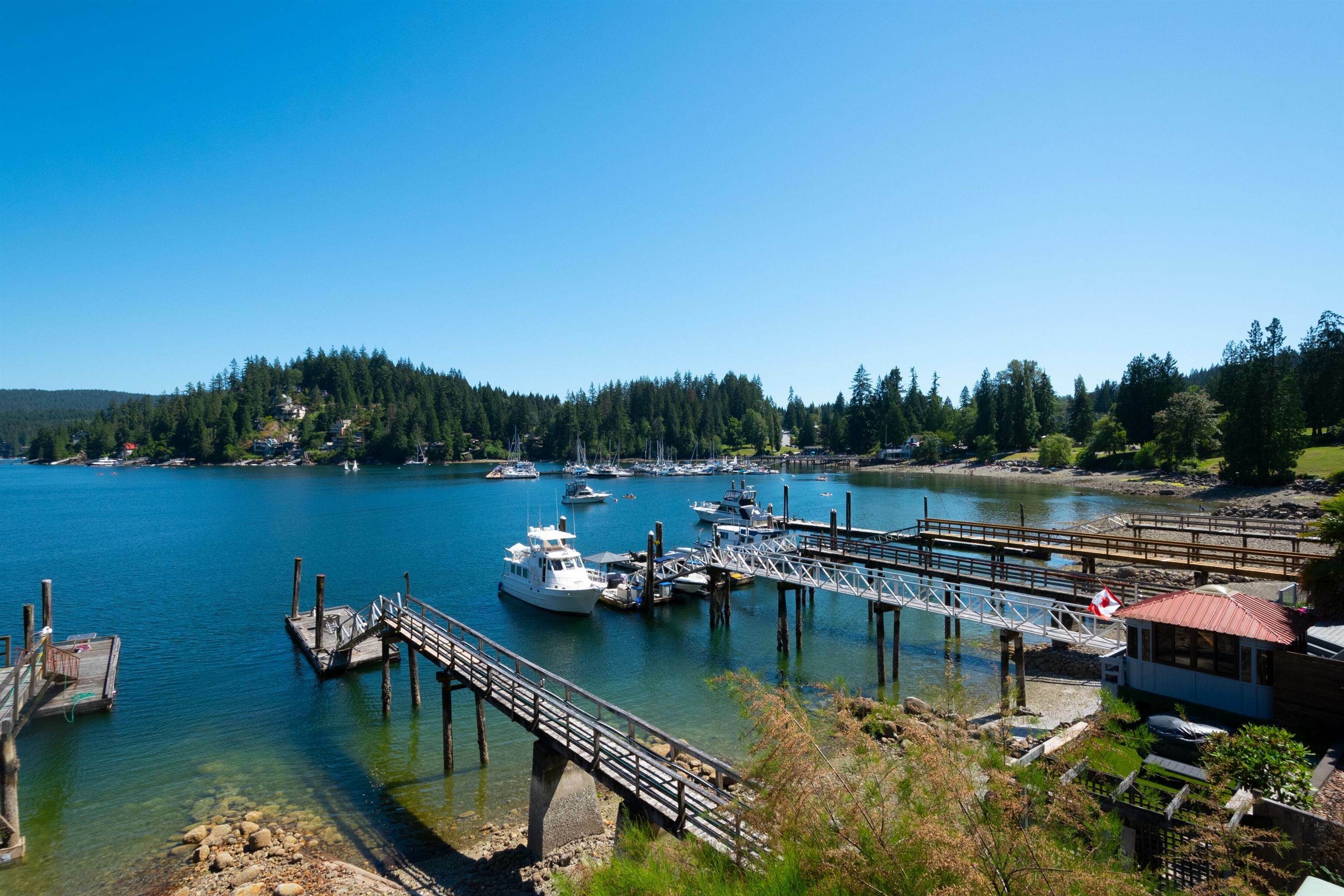 Property Photo: 2564 Panorama Drive BC V7G 1V5