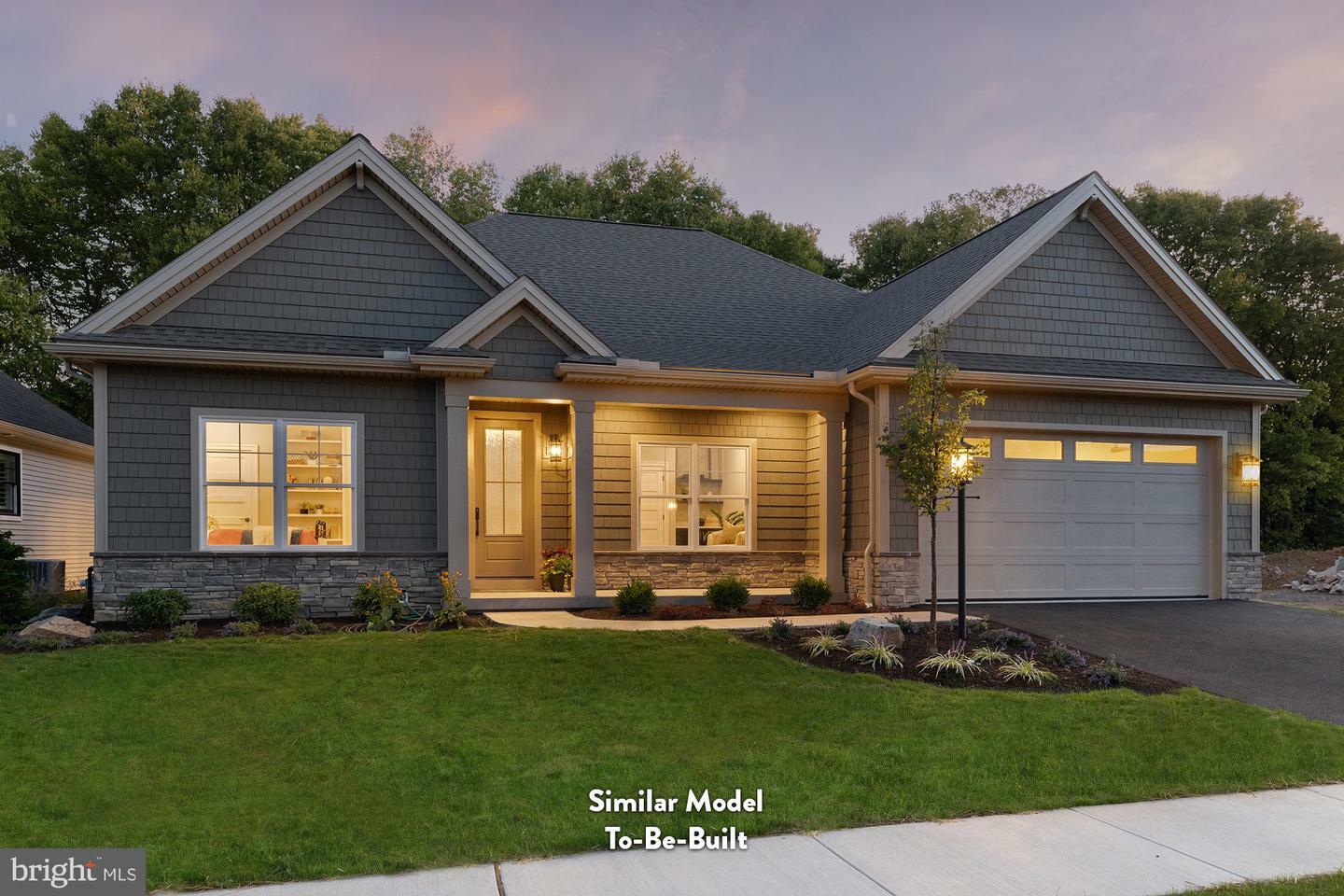 Property Photo:  9 Jackson Court  PA 17050 