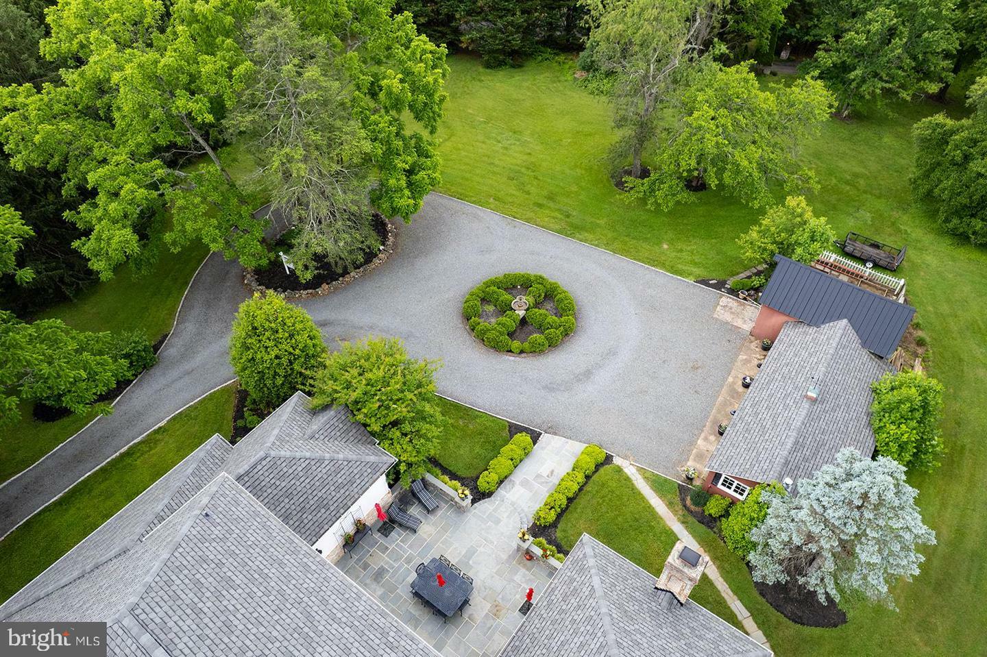 Property Photo: 2740 Hunter Mill Road VA 22124