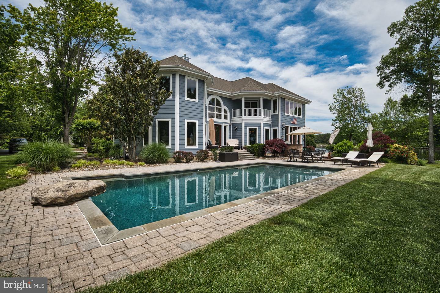 Property Photo: 137 Tanners Point Drive MD 21666
