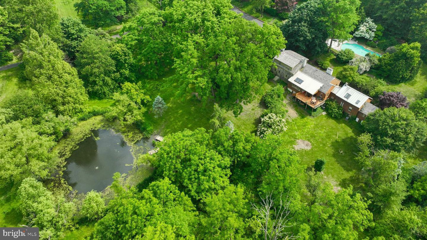 Property Photo: 705 Schoffers Road PA 19606