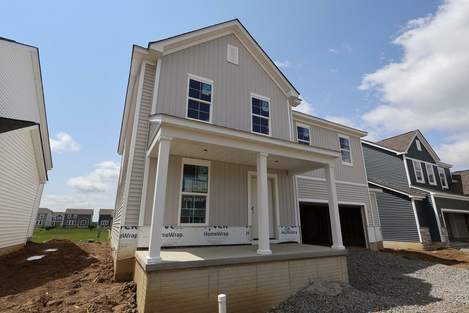 Property Photo: 6865 Losino Lane OH 43026