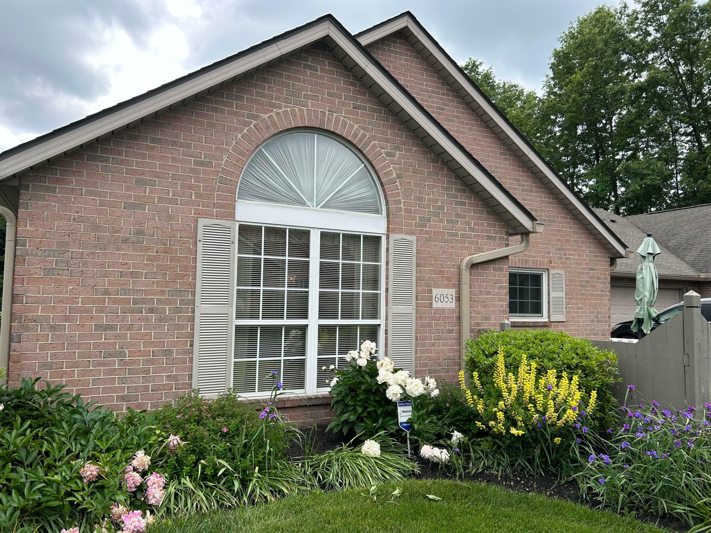 Property Photo: 6053 Blendon Chase Drive OH 43081