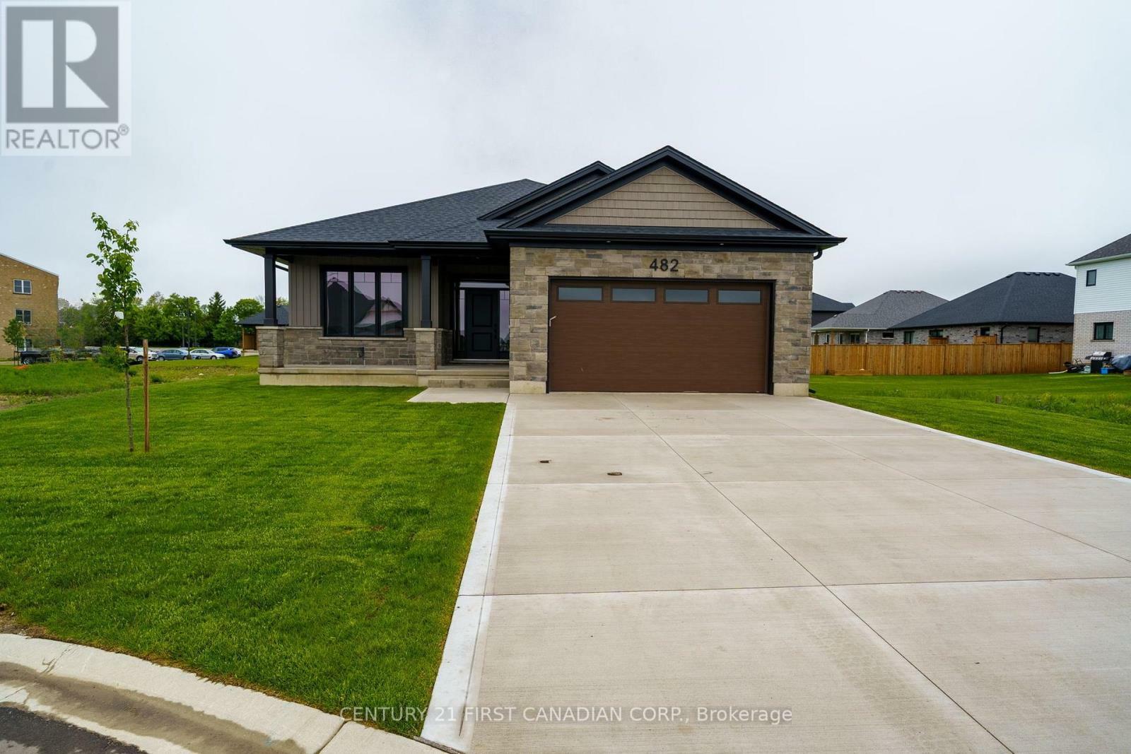 Property Photo: 482 Julianna Court ON N0N 1T0