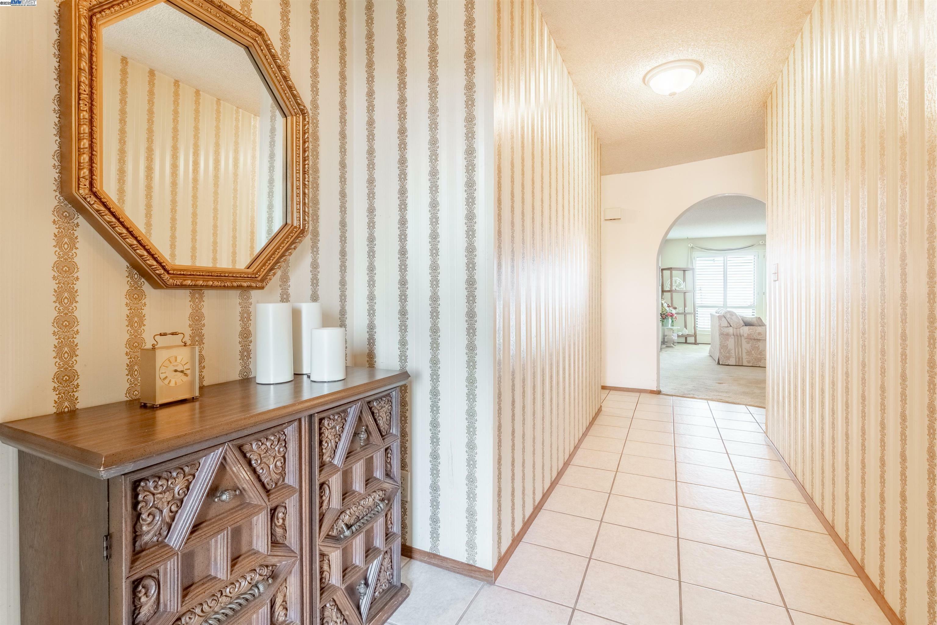 Property Photo: 2177 Hillside Cir CA 94577
