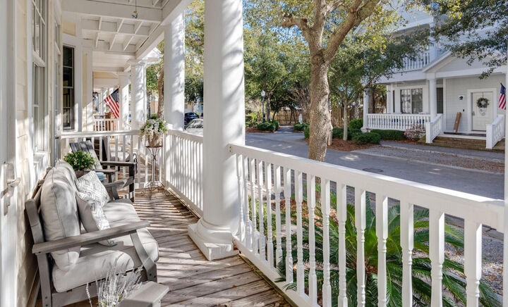 Property Photo: 4134 Cobalt Circle Ro14 FL 32408