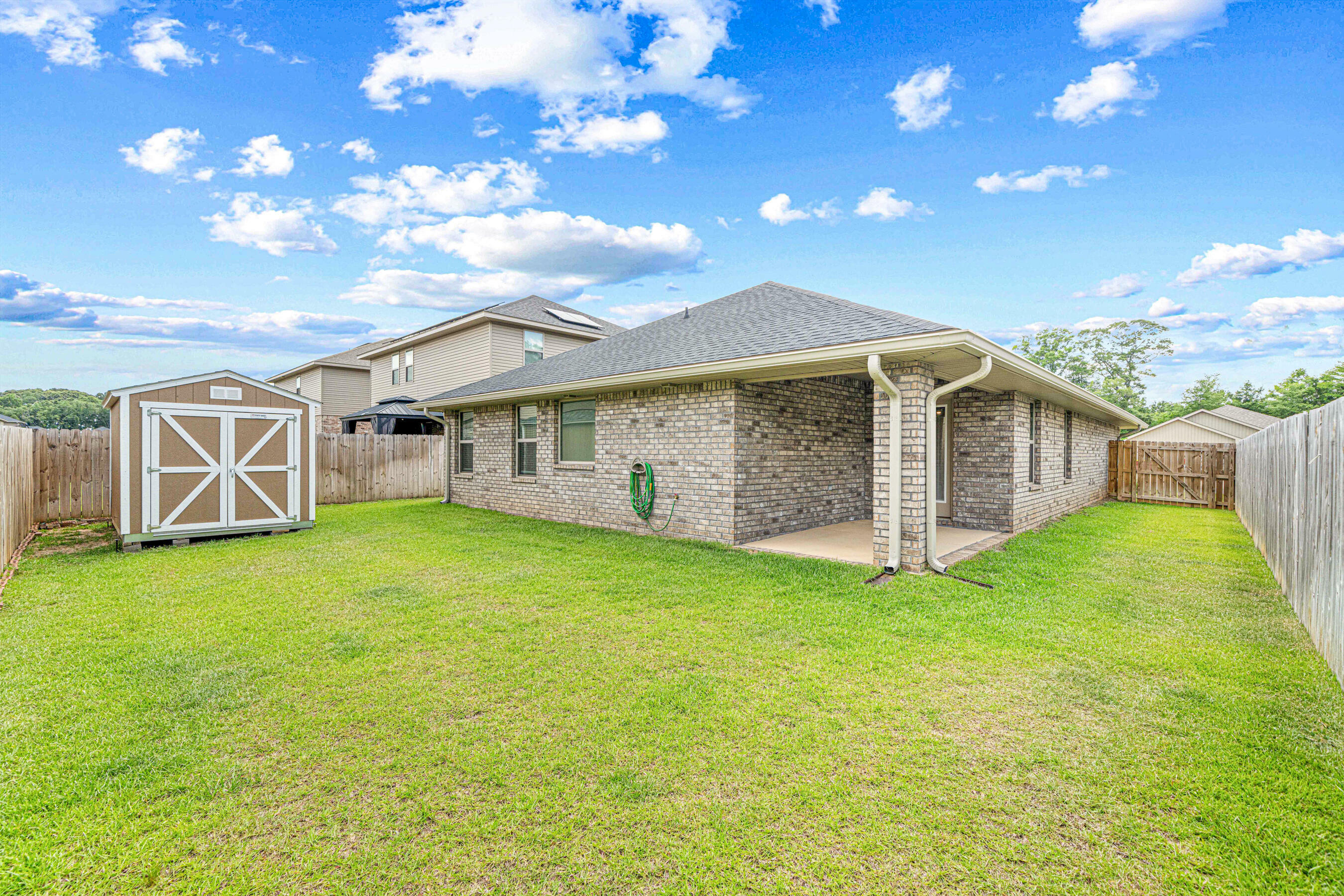 Property Photo: 103 Ridgeway Circle FL 32536
