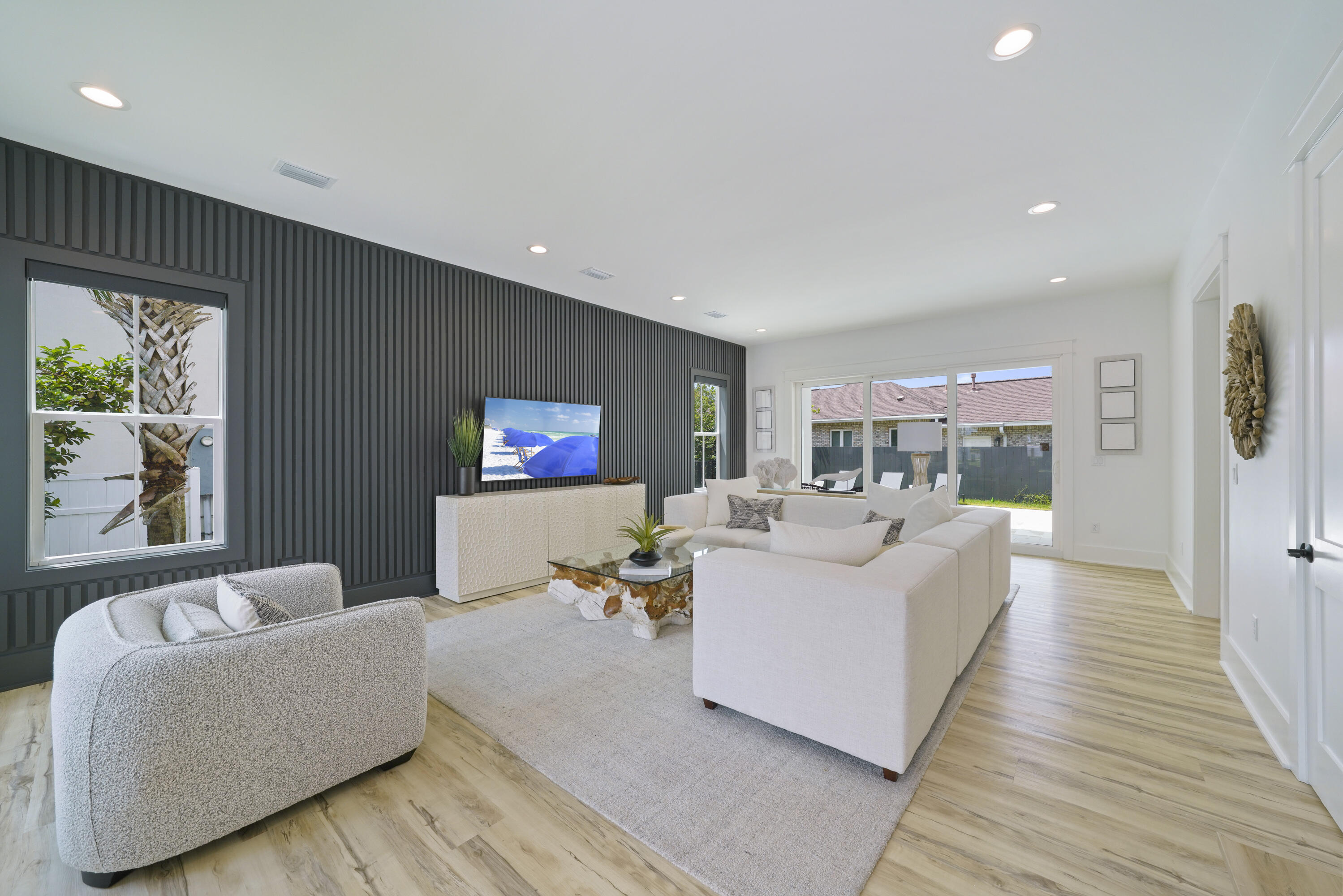 Property Photo: 127 Avalon Boulevard FL 32550