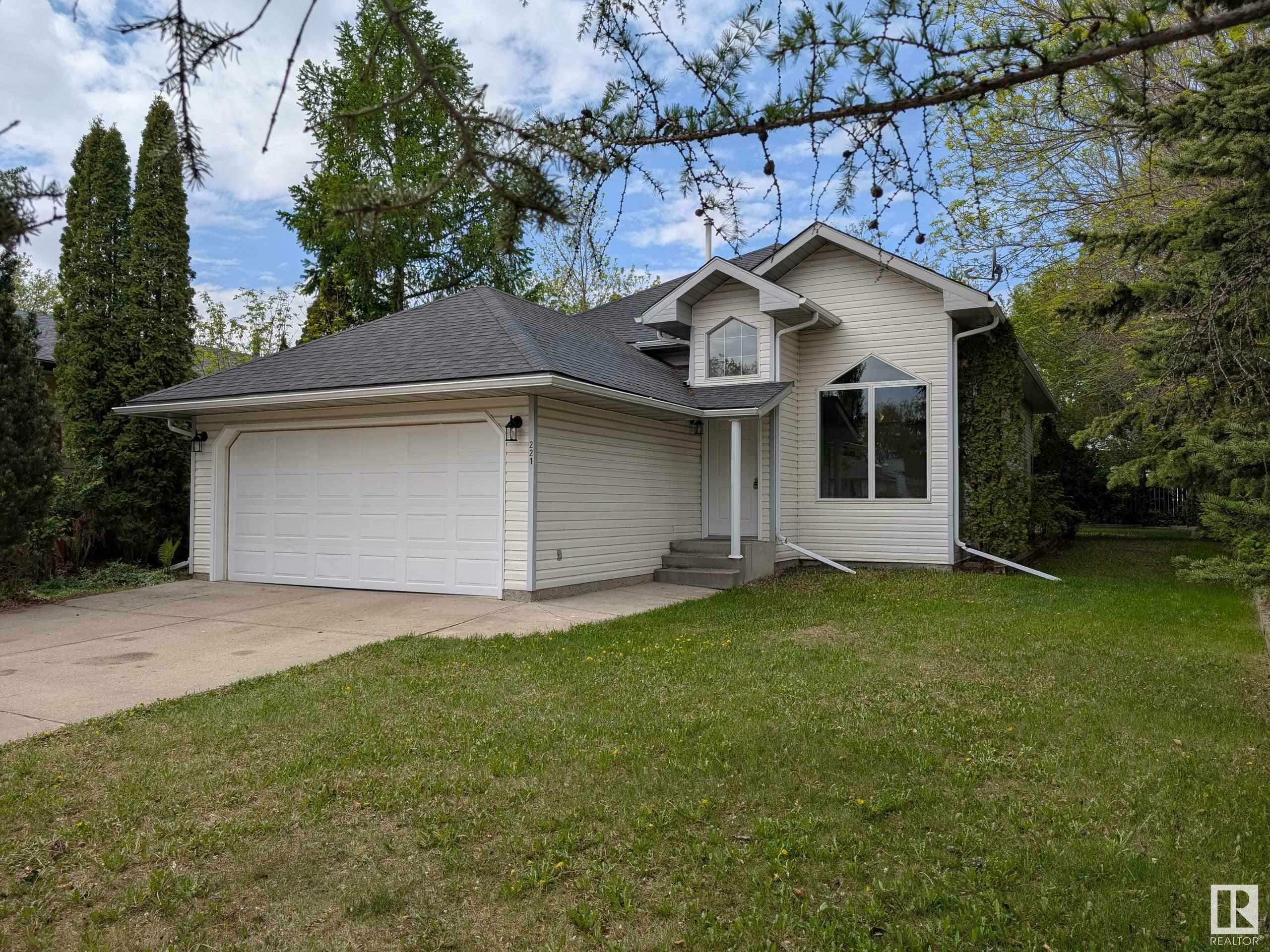 Property Photo: 221 Grandin Drive AB T8R 1H6
