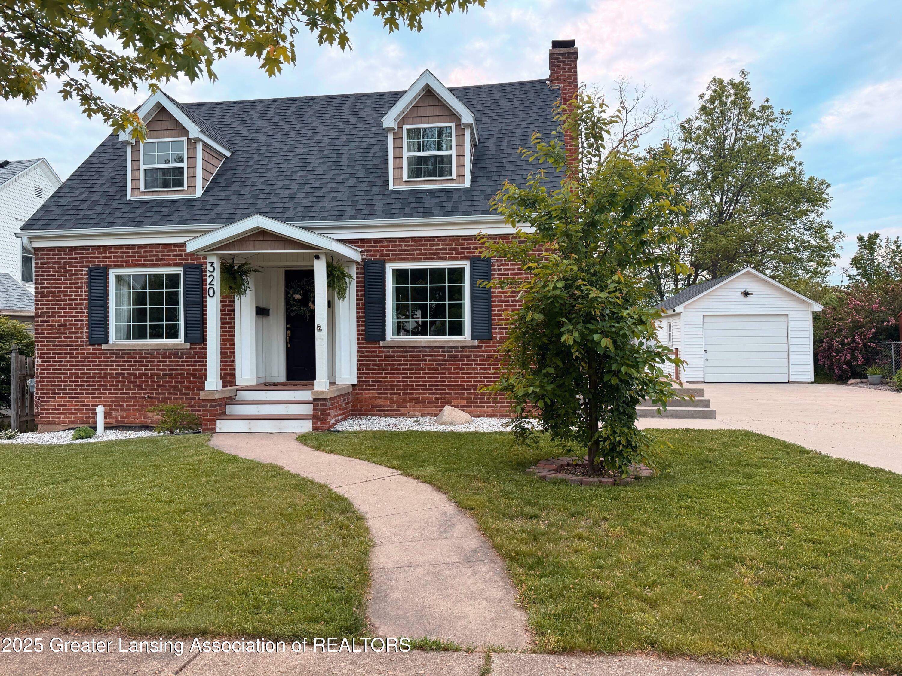320 Elm Street  Portland MI 48875 photo