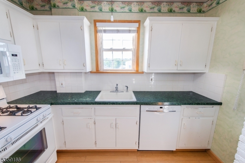 Property Photo: 39 Roosevelt St NJ 07031