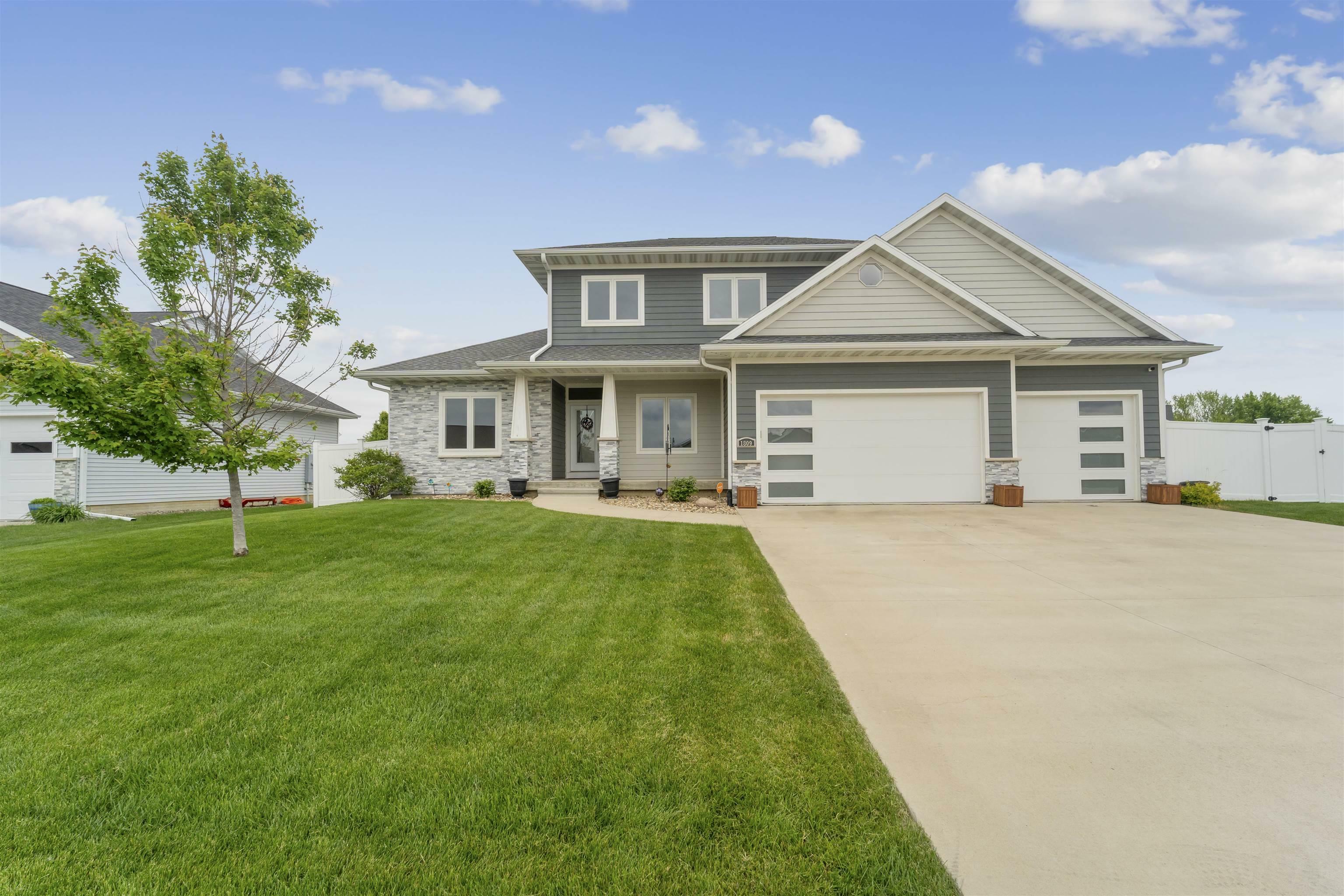 1809 Vera Way  Cedar Falls IA 50613 photo