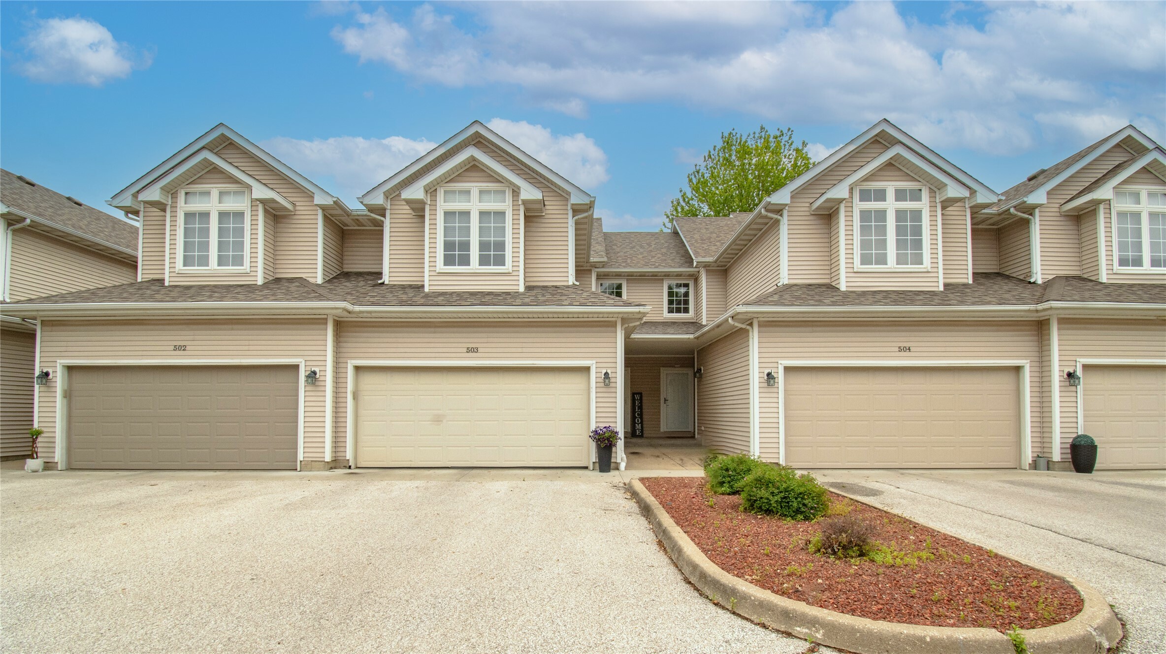 900 67th Street 503  West Des Moines IA 50266 photo