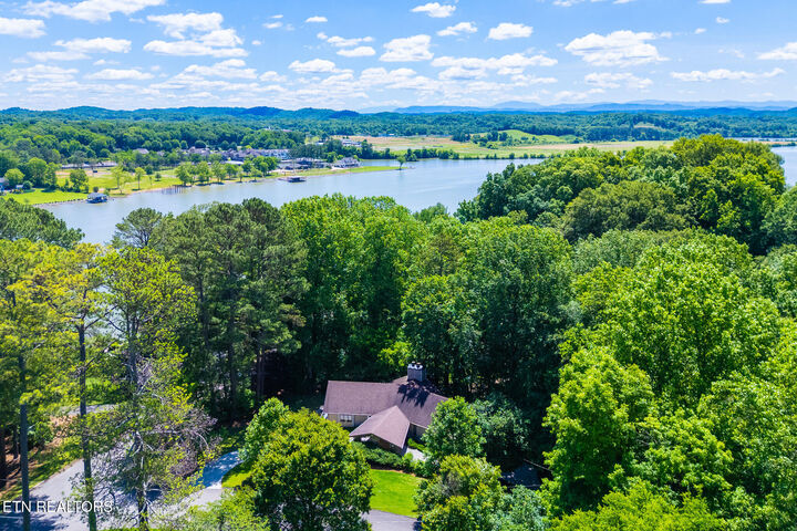 Property Photo:  5116 Buckhead Tr  TN 37919 