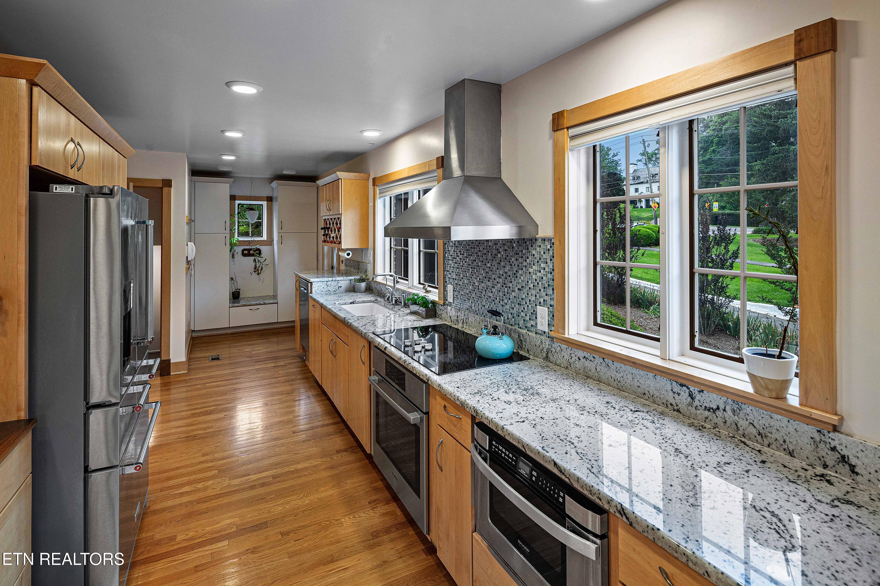 Property Photo: 3929 Glenfield Drive TN 37919