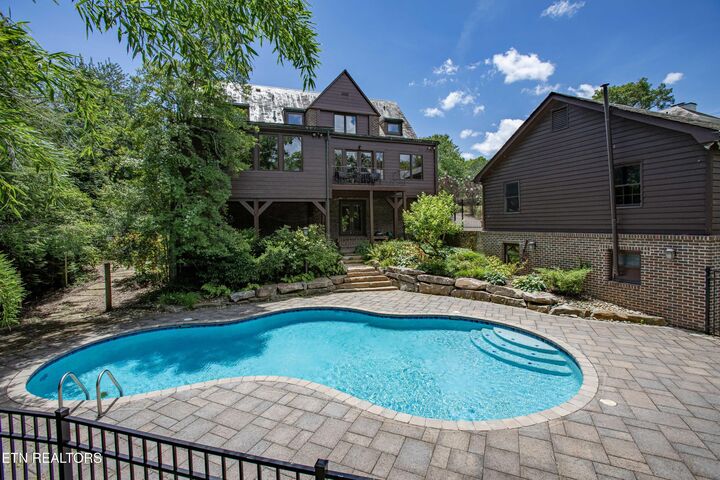 Property Photo:  3929 Glenfield Drive  TN 37919 