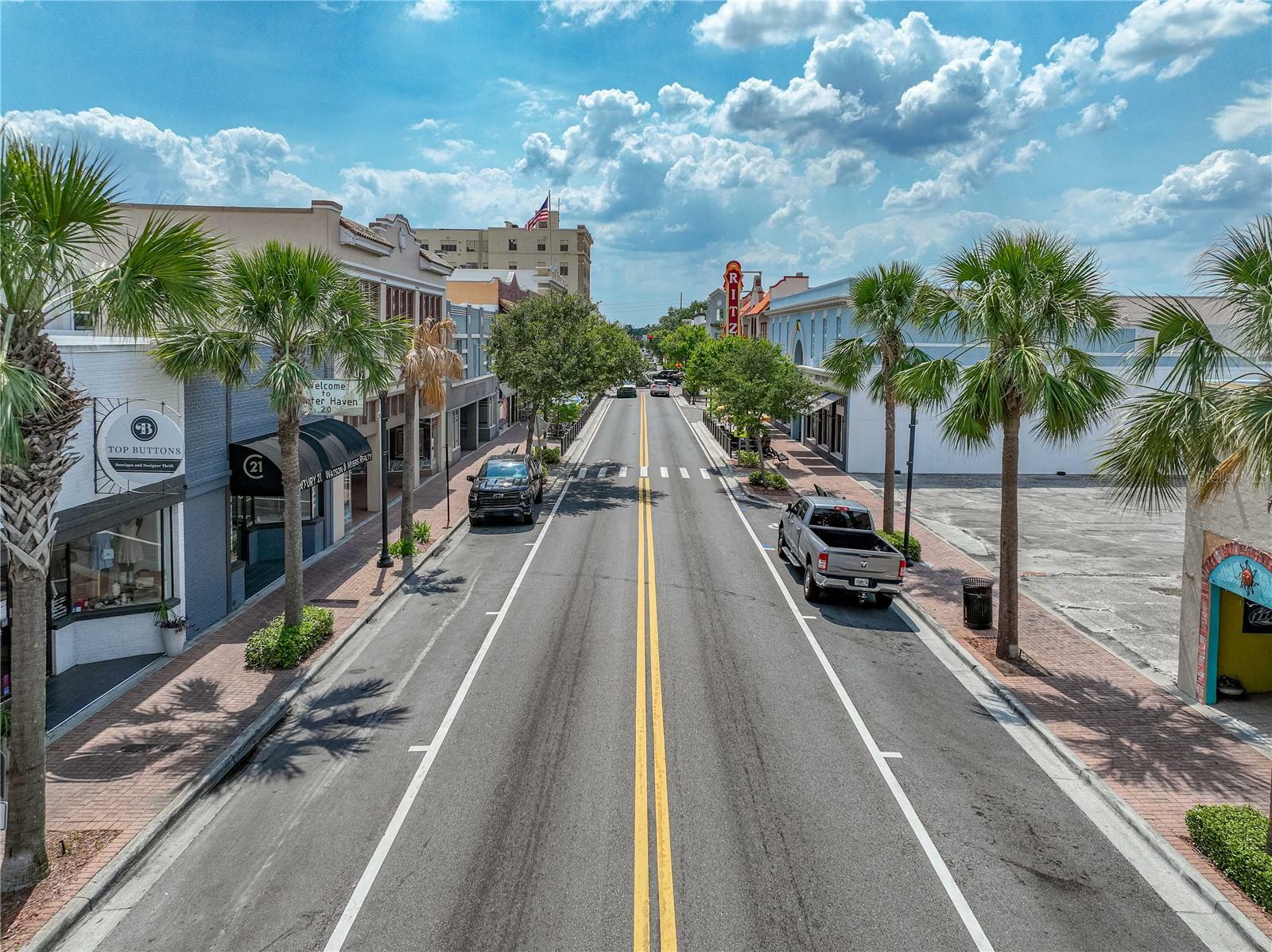 Property Photo: 233 W Central Avenue FL 33880