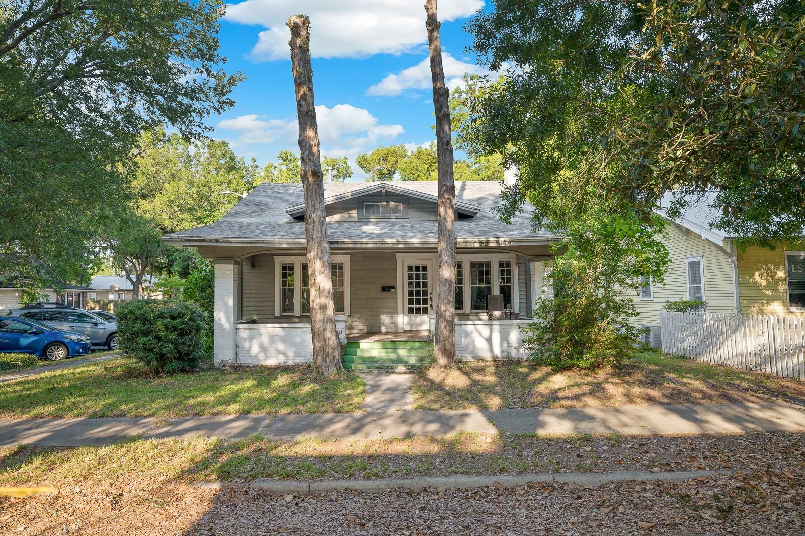 Property Photo: 119 NW 7th Terrace FL 32601