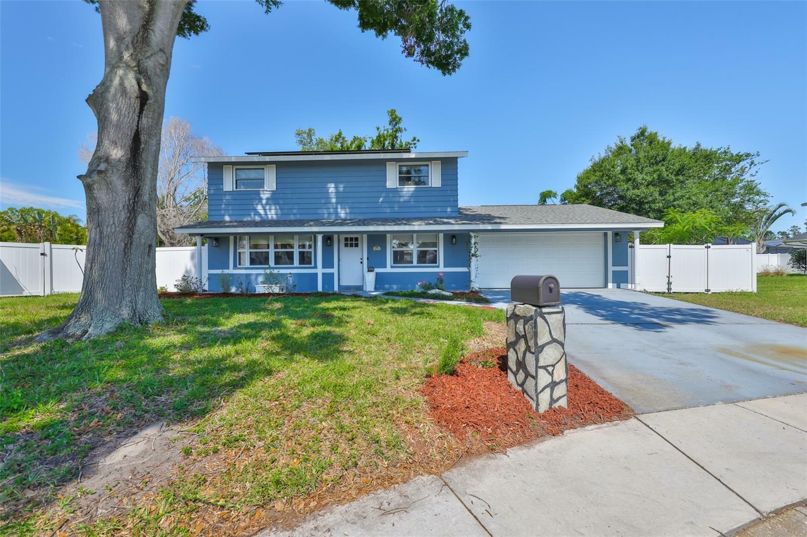 Property Photo: 12468 Empire Drive FL 33772