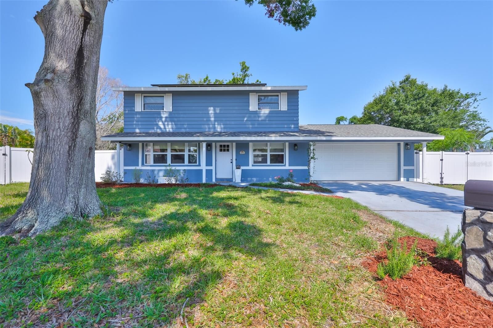Property Photo:  12468 Empire Drive  FL 33772 