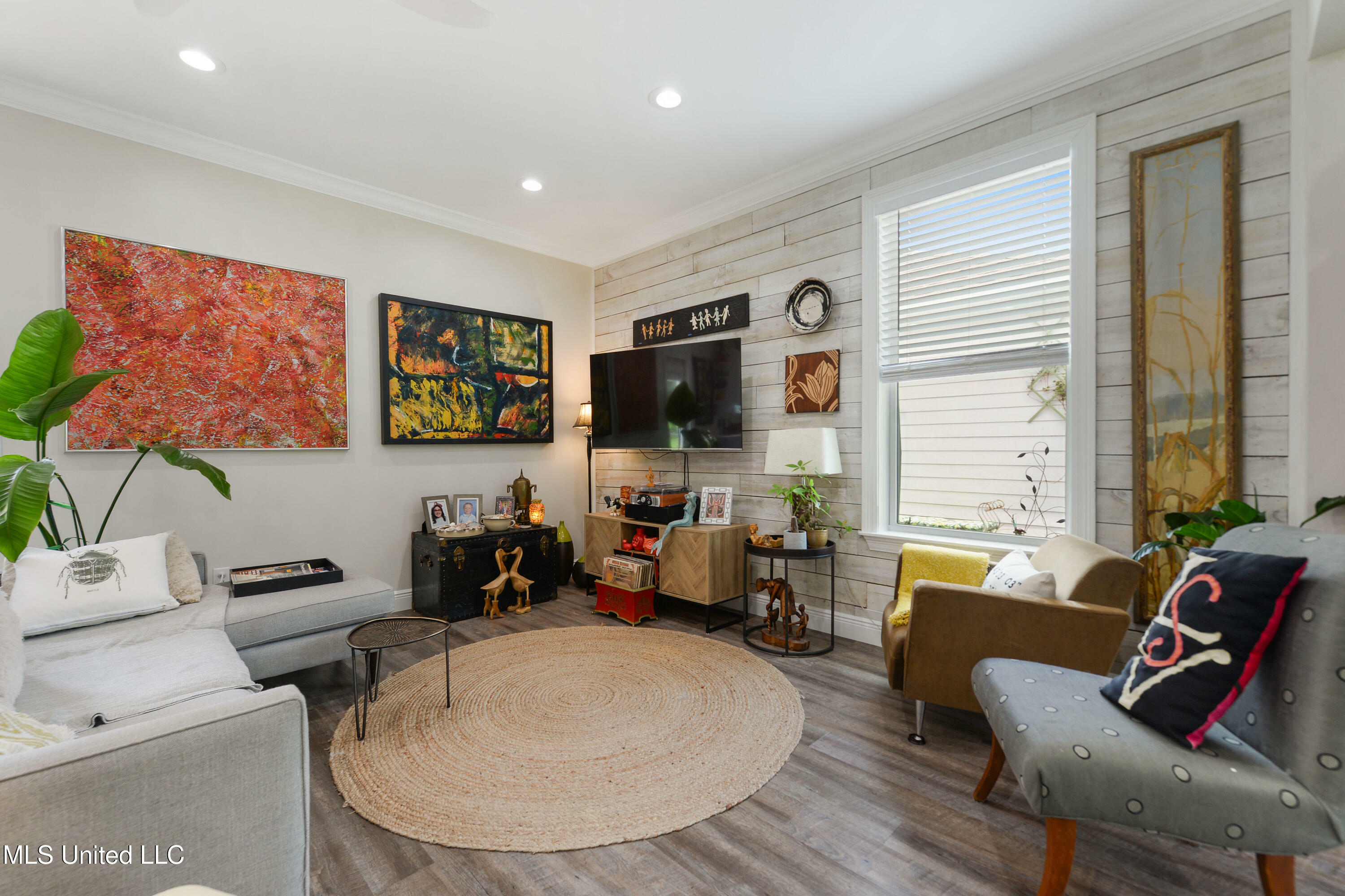 Property Photo: 641 Saint Anthony Street MS 39576