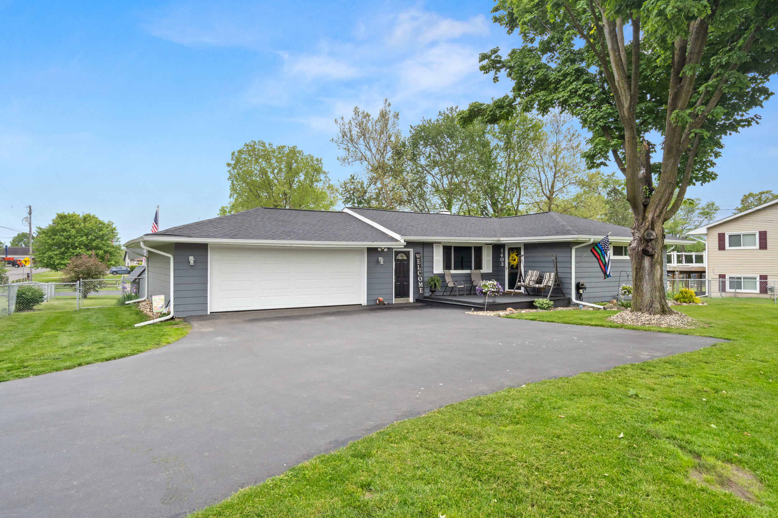Property Photo: 1403 Joseph Street MI 49202