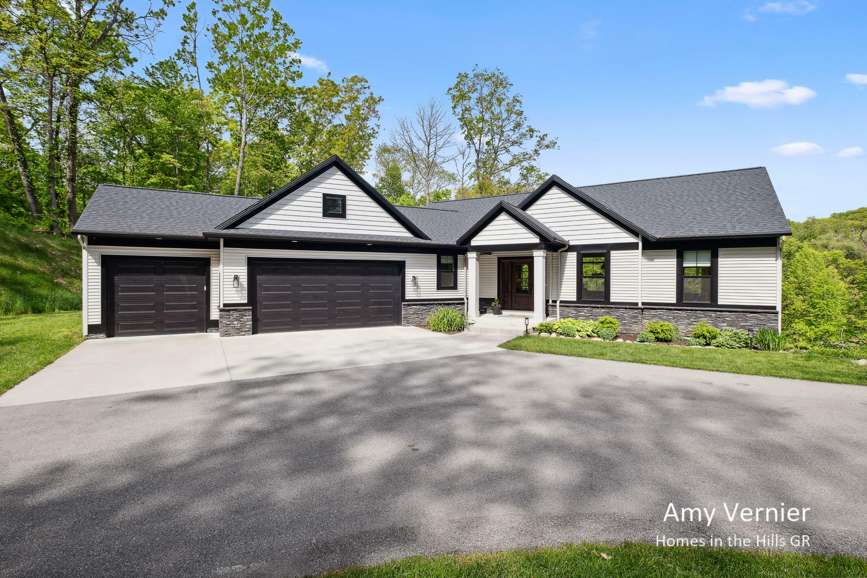 Property Photo: 8700 Bennett Street SE MI 49301