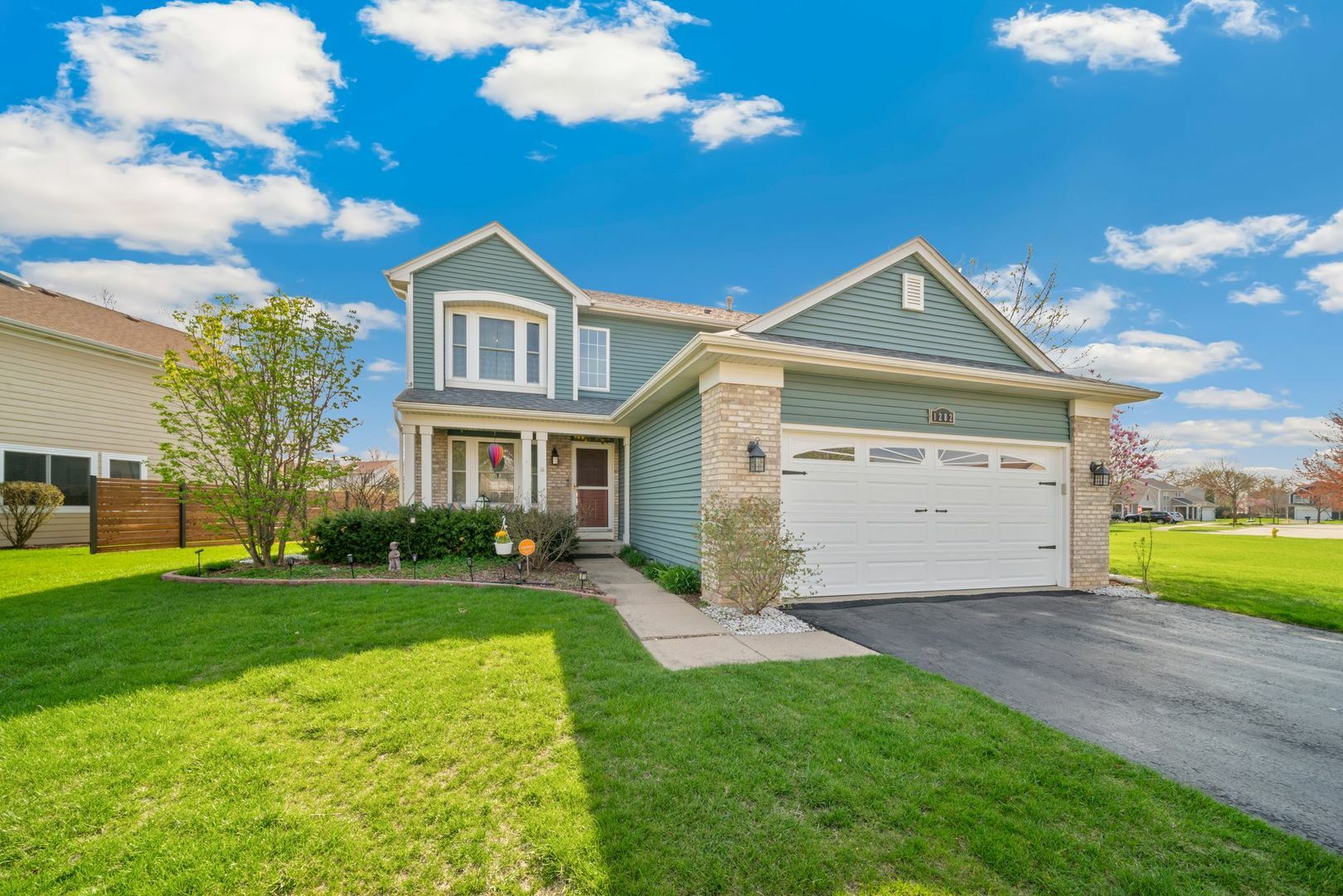 Property Photo:  1282 Berkshire Lane  IL 60030 