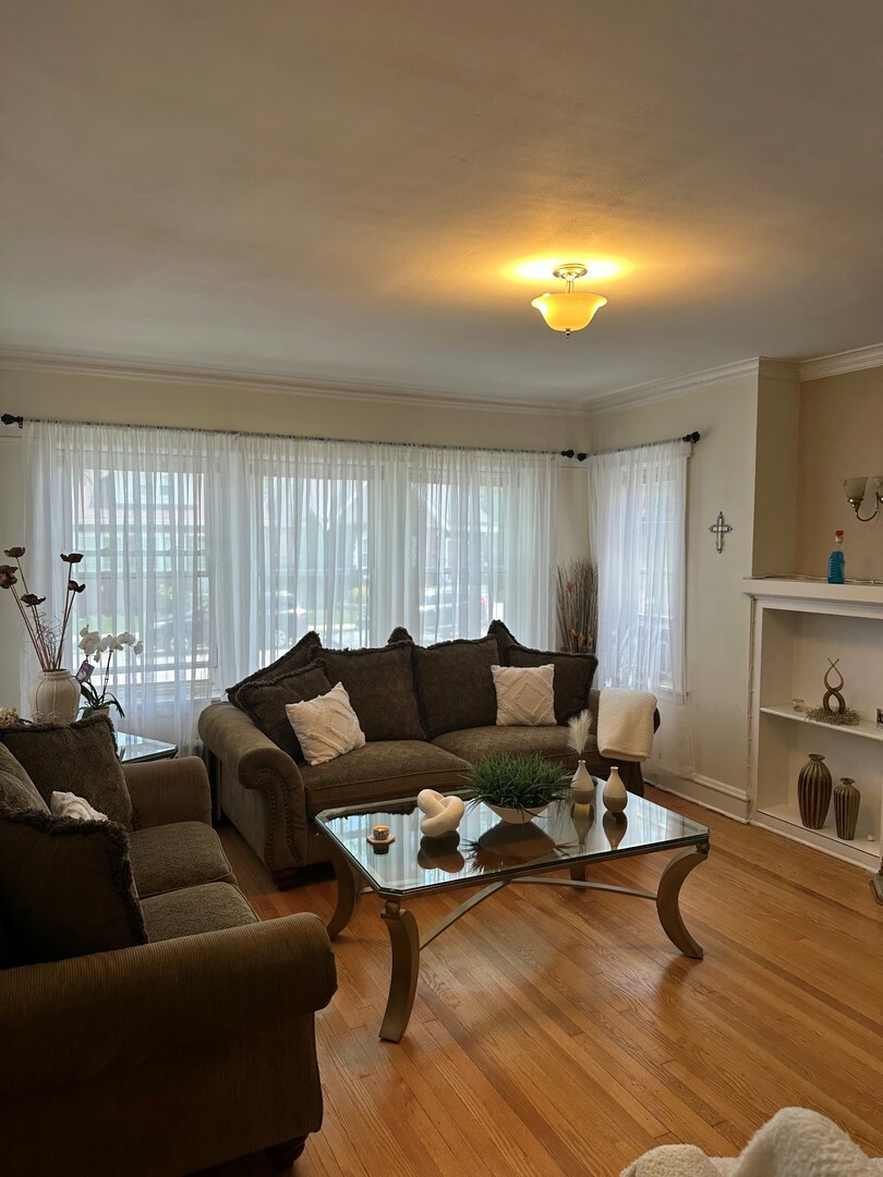 Property Photo:  5528 N Austin Avenue  IL 60630 