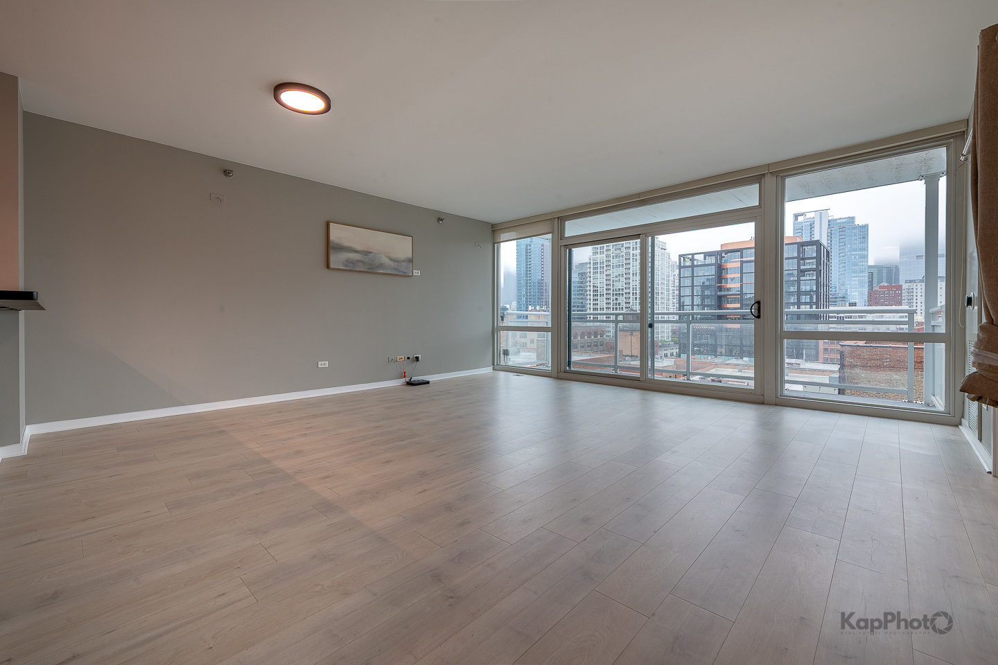 Property Photo: 757 N Orleans Street 1104 IL 60654